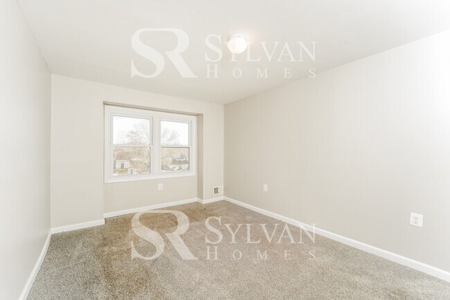 Building Photo - The Lifestyle You Deserve.