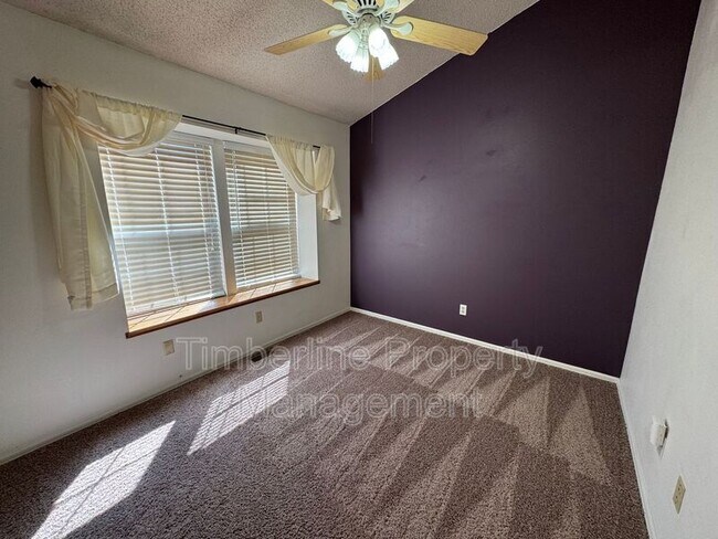 Building Photo - 6735 Overland Dr