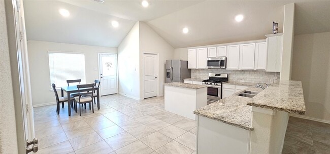 Building Photo - 8918 Beacon Mill Dr