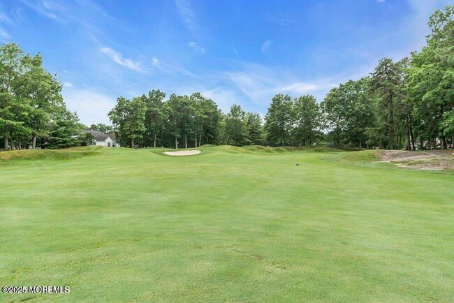 Building Photo - 49 Baltusrol Dr