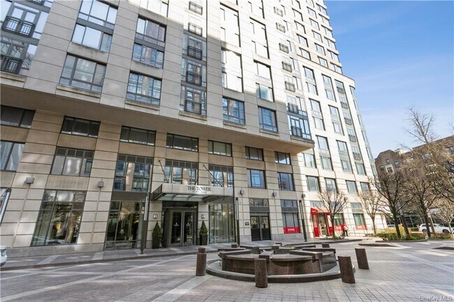 Primary Photo - 10 City Pl