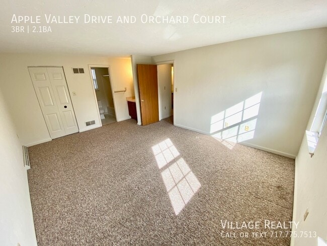 Building Photo - 110 Orchard Ct