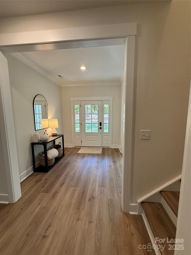 Building Photo - 302 Lester Davis Rd