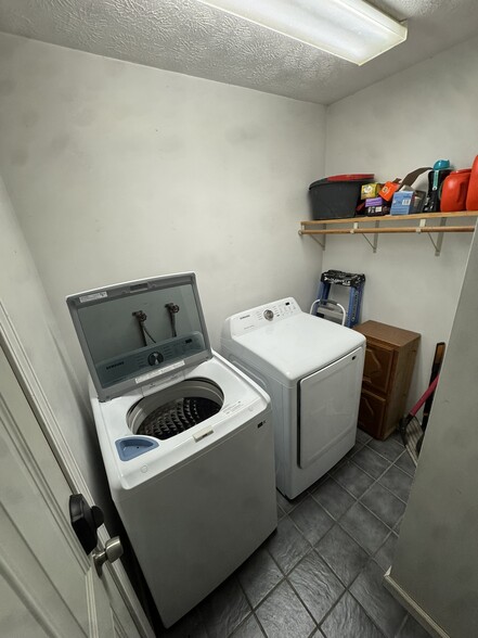 Building Photo - 114 Edgemont Dr