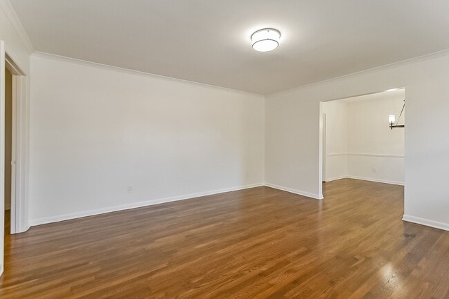 Building Photo - Home for Rent in Great and Quiet Neighborh...