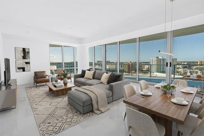 Building Photo - 400 Central Ave