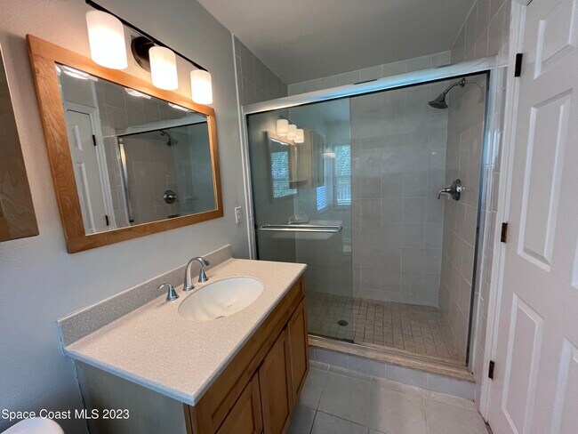 Building Photo - 2452 Appalachian Dr