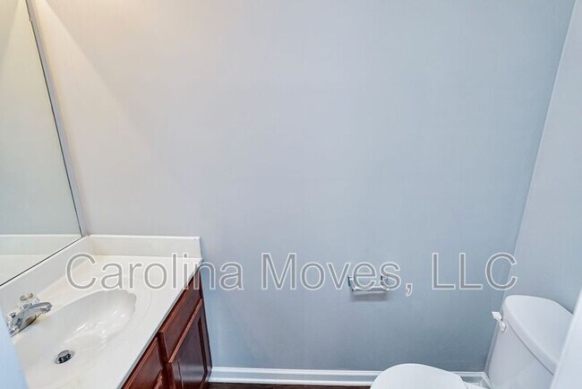 Building Photo - 314 Cumulus Ct
