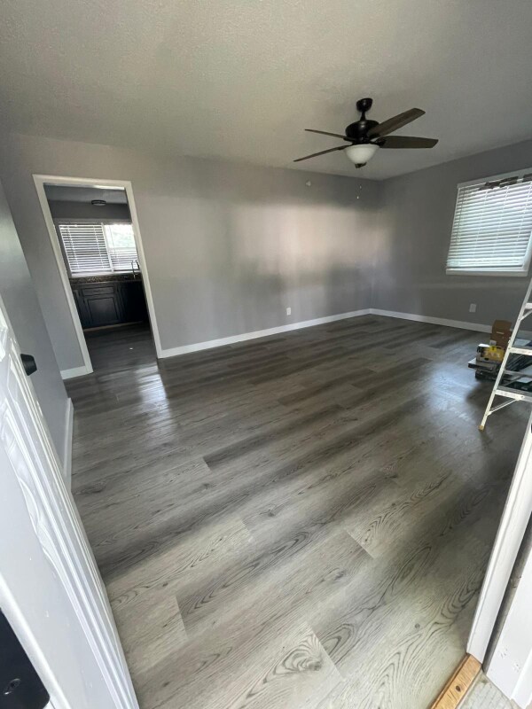 Building Photo - 4502 Waterloo Dr