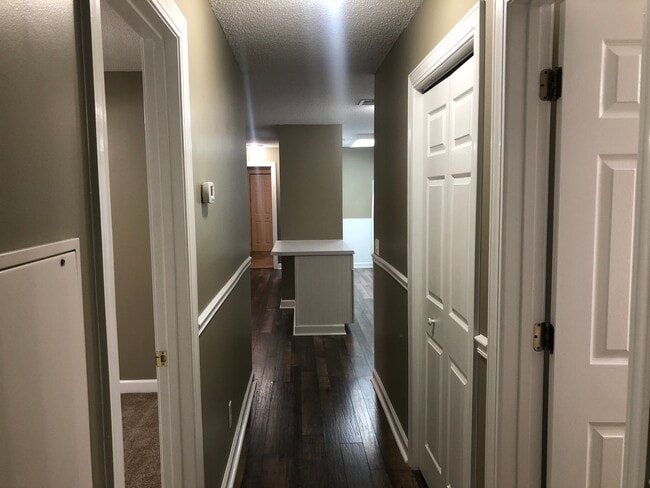 Building Photo - 4323 Lotus Ct