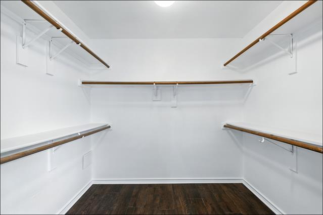 Building Photo - 1507 River Hill Dr