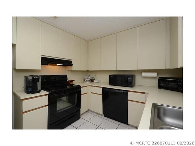 Building Photo - 1371 Cottonwood Cir