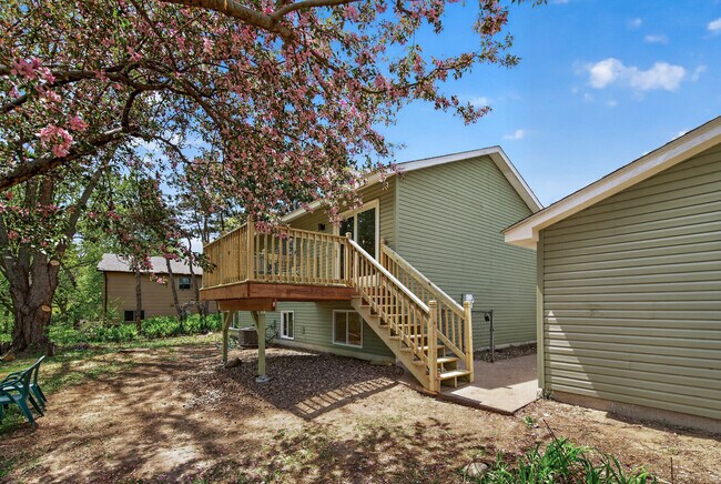 Building Photo - 6474 Totem Trail