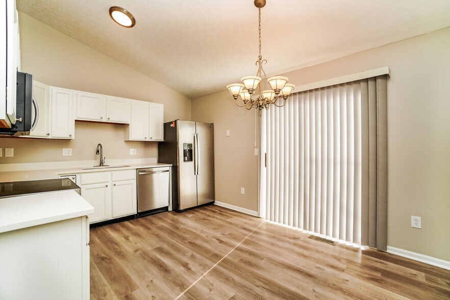 Building Photo - 1324 Winesap Dr