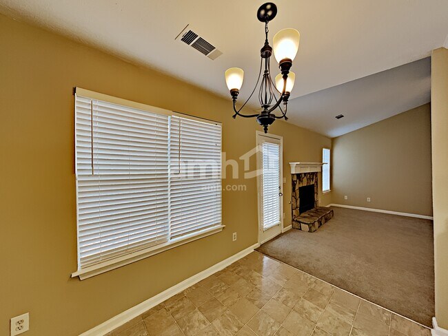 Building Photo - 4101 S Fork Dr