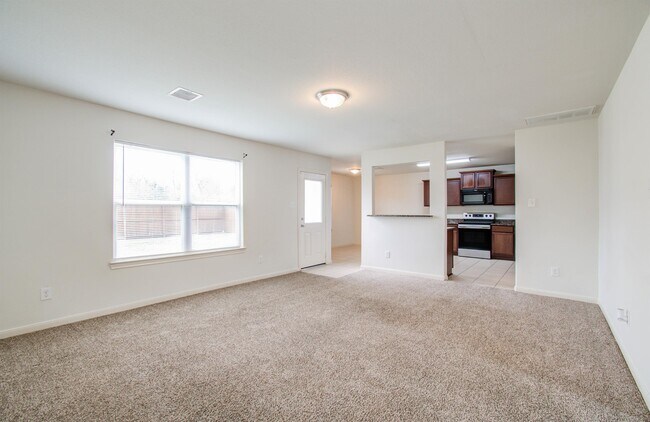 Building Photo - 8218 Hall View Dr