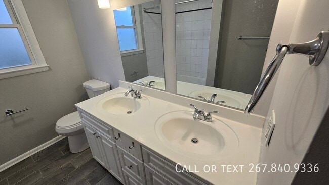 Building Photo - 929 Jacksonville Rd