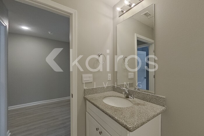 Building Photo - 4651 Malay Cir