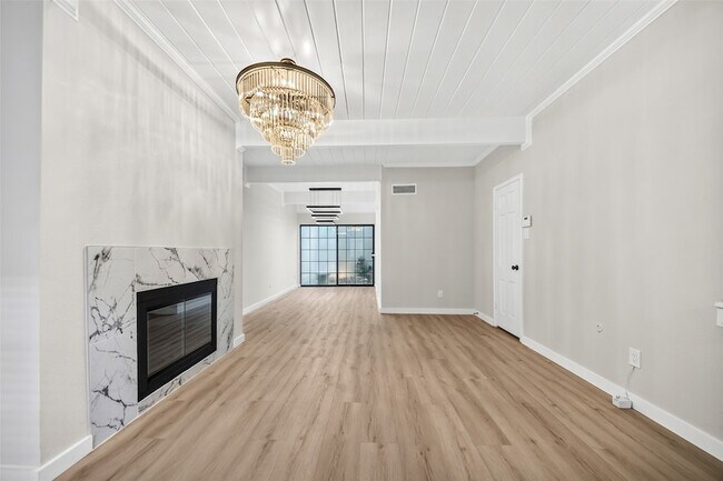 Building Photo - 5328 Brownway St