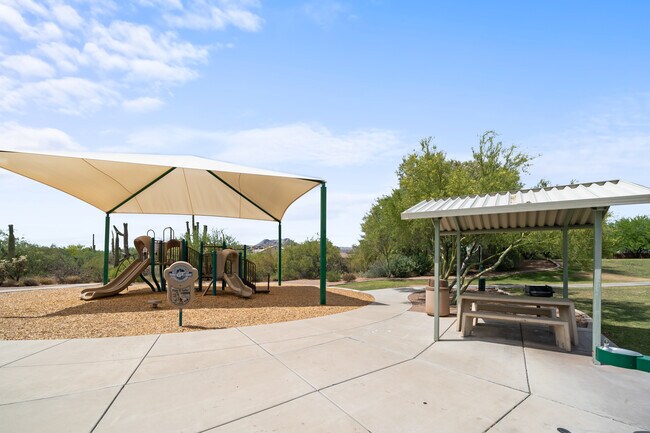 Building Photo - 12277 Whistling Wind Ave