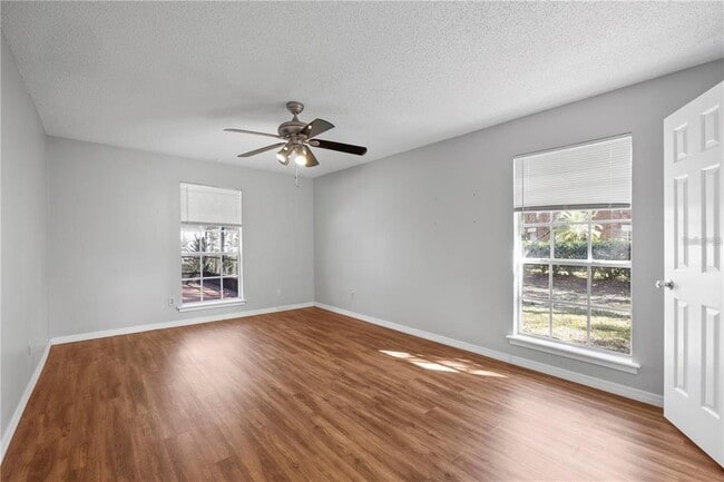 Building Photo - 1071 Corkwood Dr