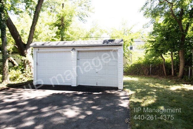 Building Photo - Beautiful 3-Bedroom Home in Cleveland Heig...