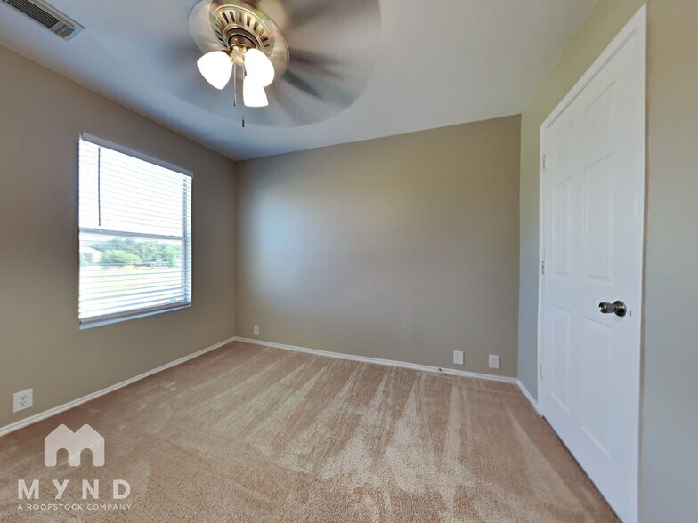 Building Photo - 2250 Prairie Forest Tr