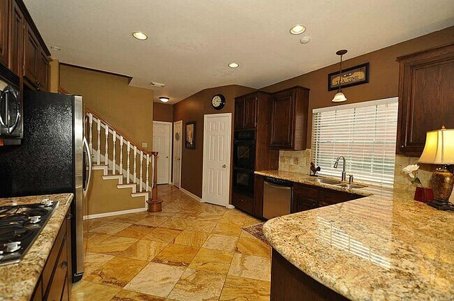 Building Photo - 4007 Alice Dr