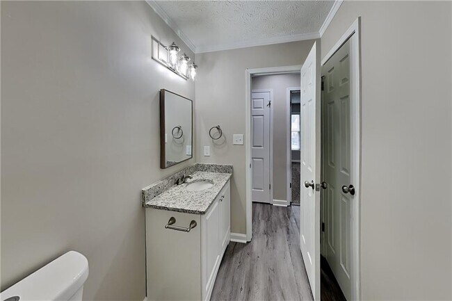 Building Photo - 2820 Broxton Mill Ct