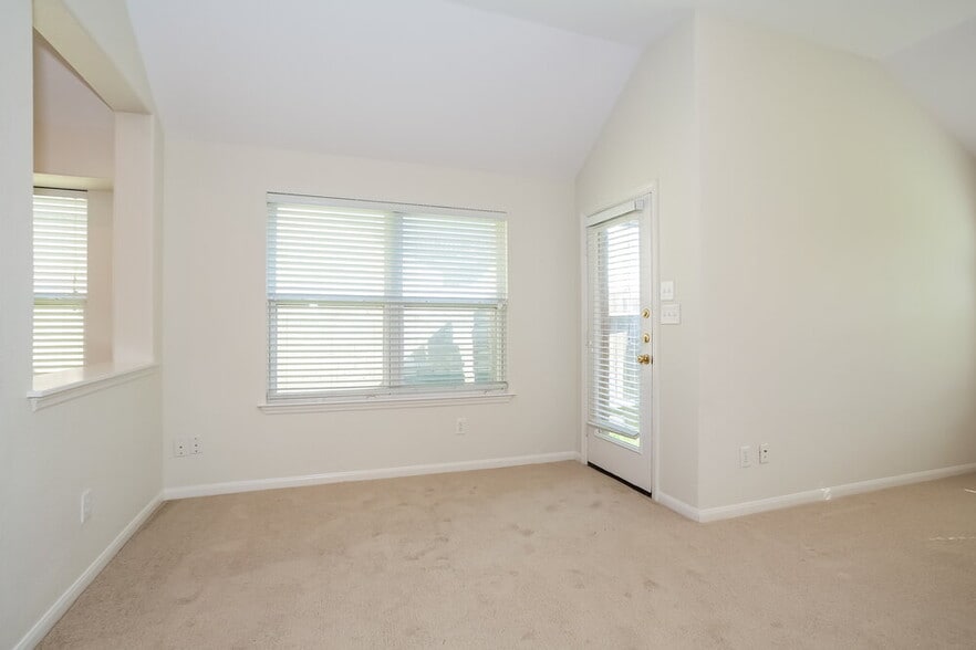 Building Photo - 12534 Blinnwood Ln