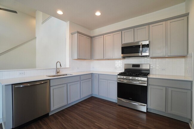 Building Photo - 7612 Lowenfield Dr