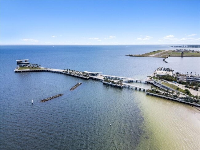 Building Photo - 515 5th Ave NE