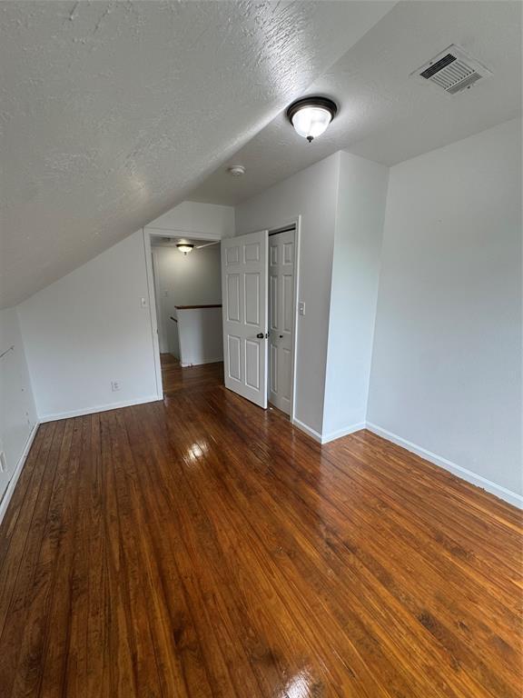 Building Photo - 5010 Elm St