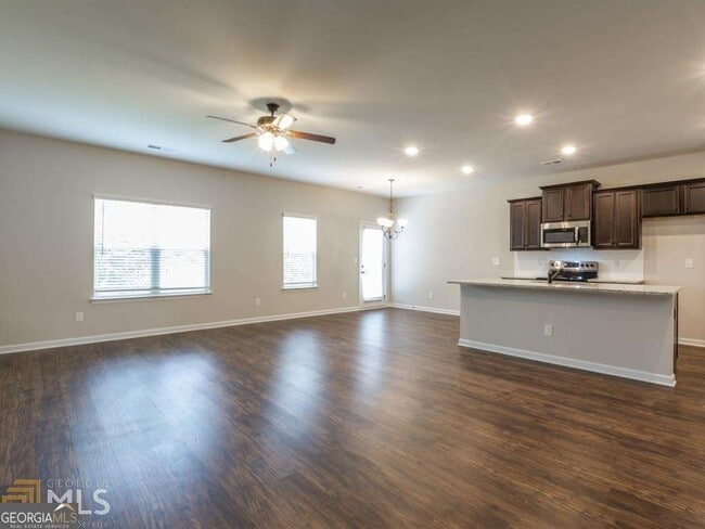 Building Photo - 1074 Mcconaughy Ct