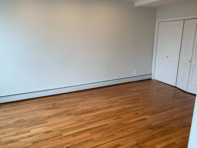 Building Photo - 8404 5th Ave