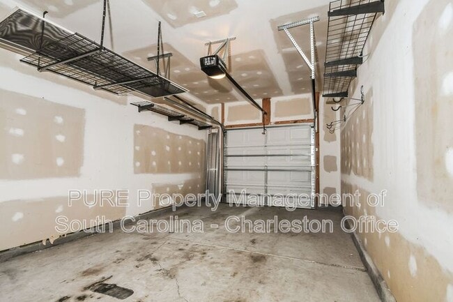 Building Photo - 169 Dorothy Dr