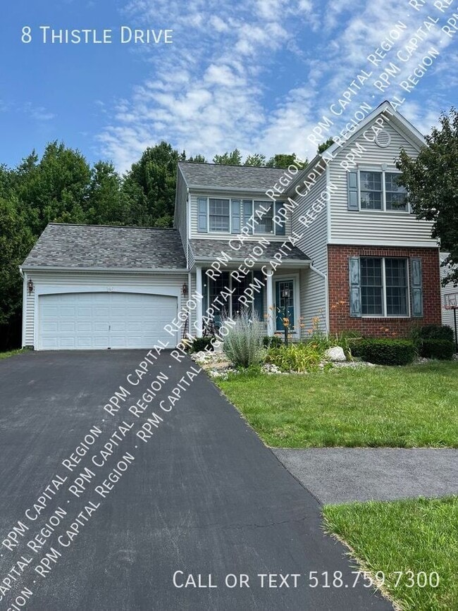 Primary Photo - 8 Thistle Dr