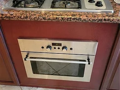 Building Photo - 20337 NE 2nd Ave