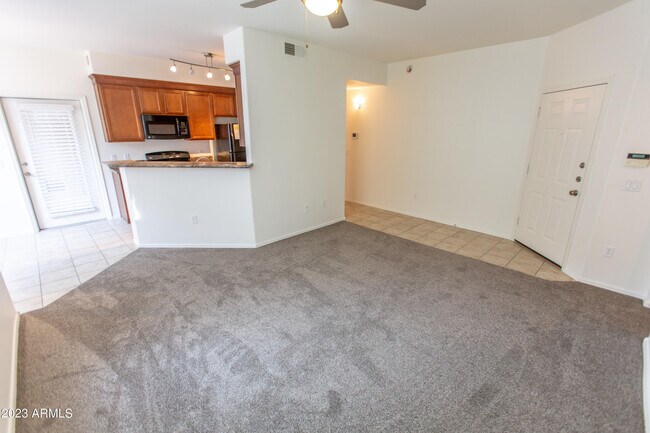 Building Photo - 29606 N Tatum Blvd