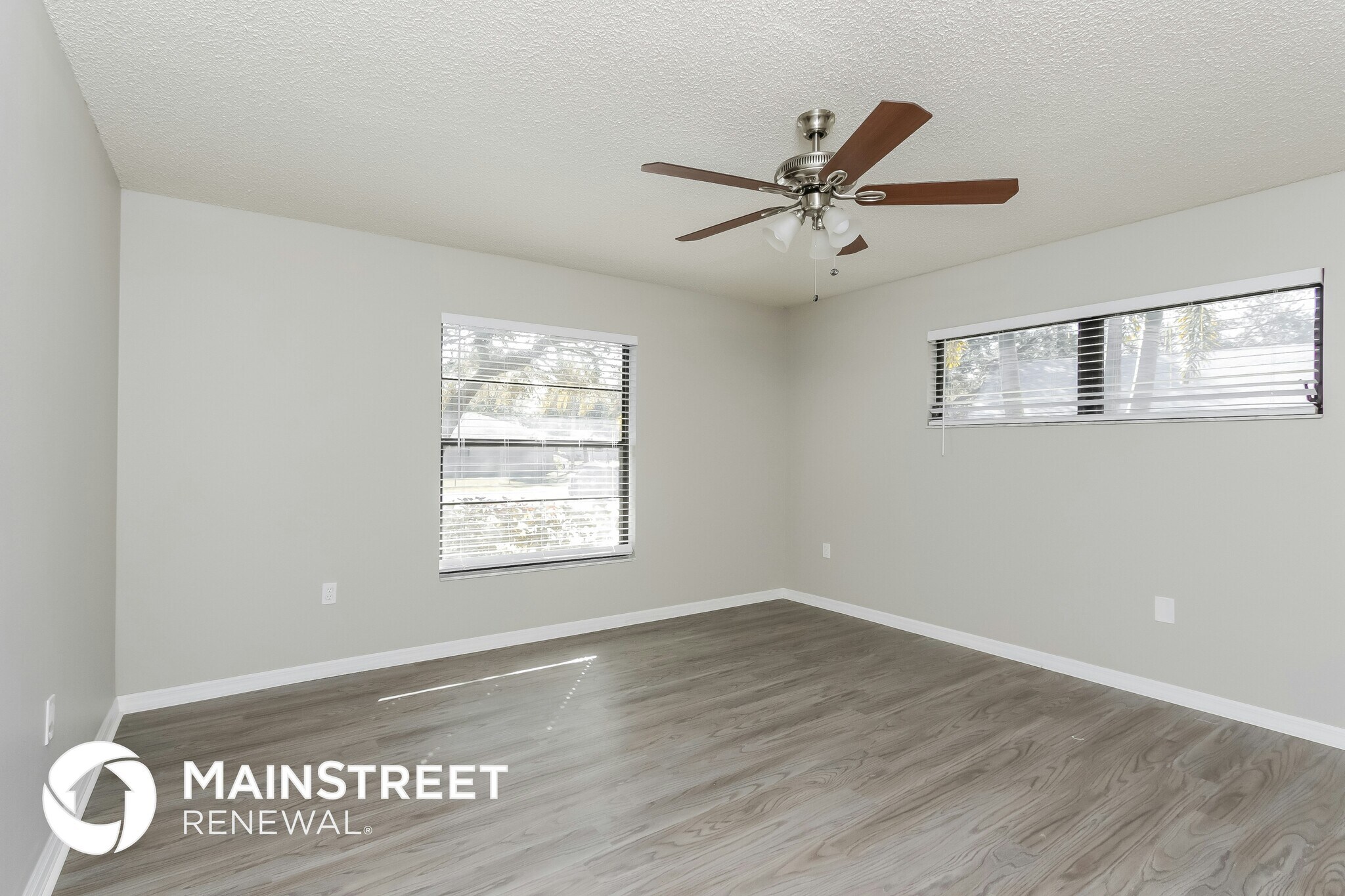Building Photo - 5801 Pauma Pl