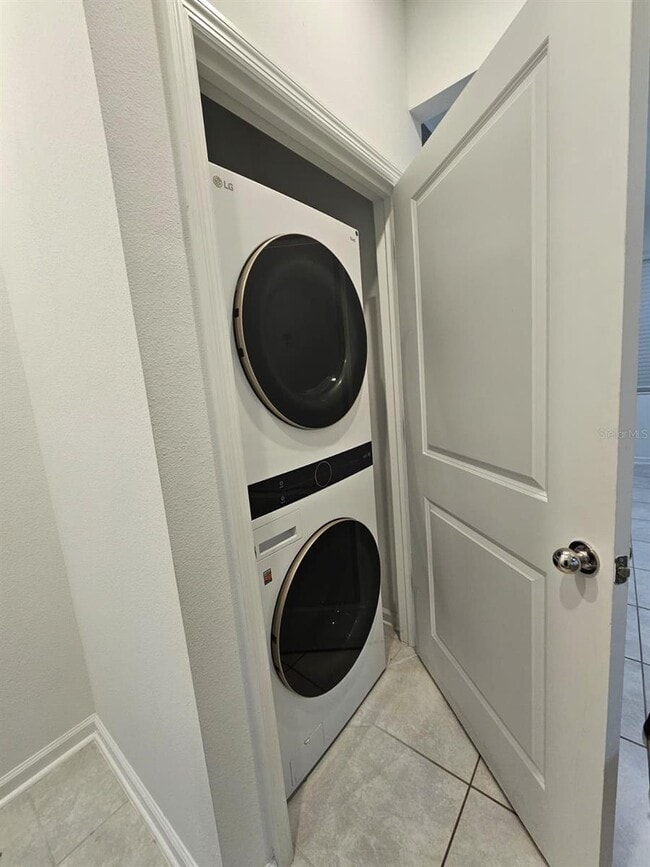 Building Photo - 321 Kayden Cv