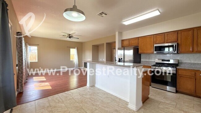 Building Photo - 15015 Kitfox Ln