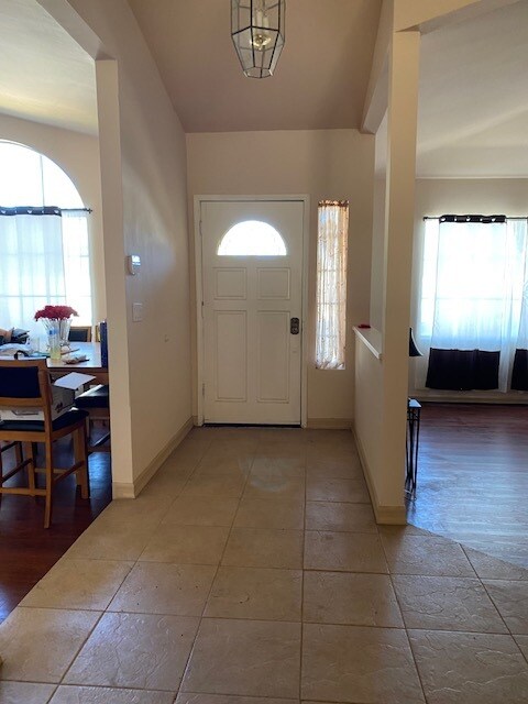 Front Entrance - 6257 Fallbrook Ave