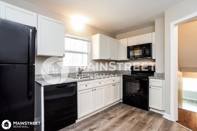 Building Photo - 5909 Ruth Dr