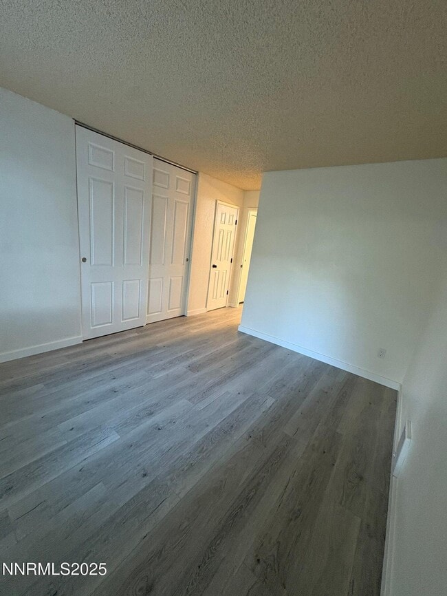 Building Photo - 3948 Clear Acre Ln