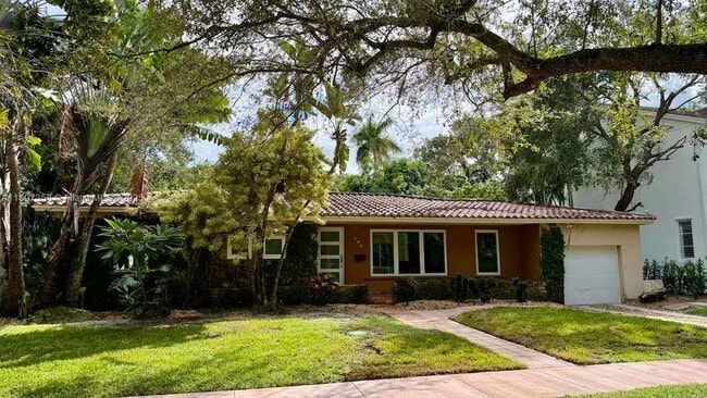 Primary Photo - 614 San Servando Ave