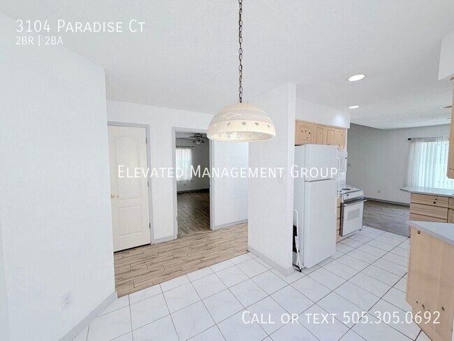 Building Photo - 3104 Paradise Ct SE