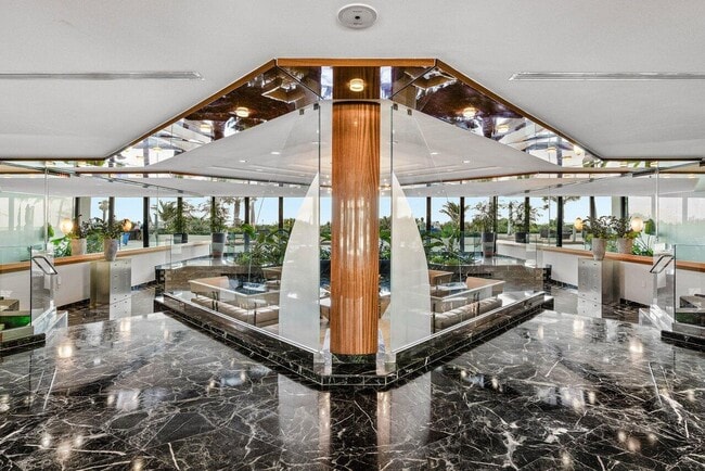 Building Photo - 1500 S Ocean Blvd