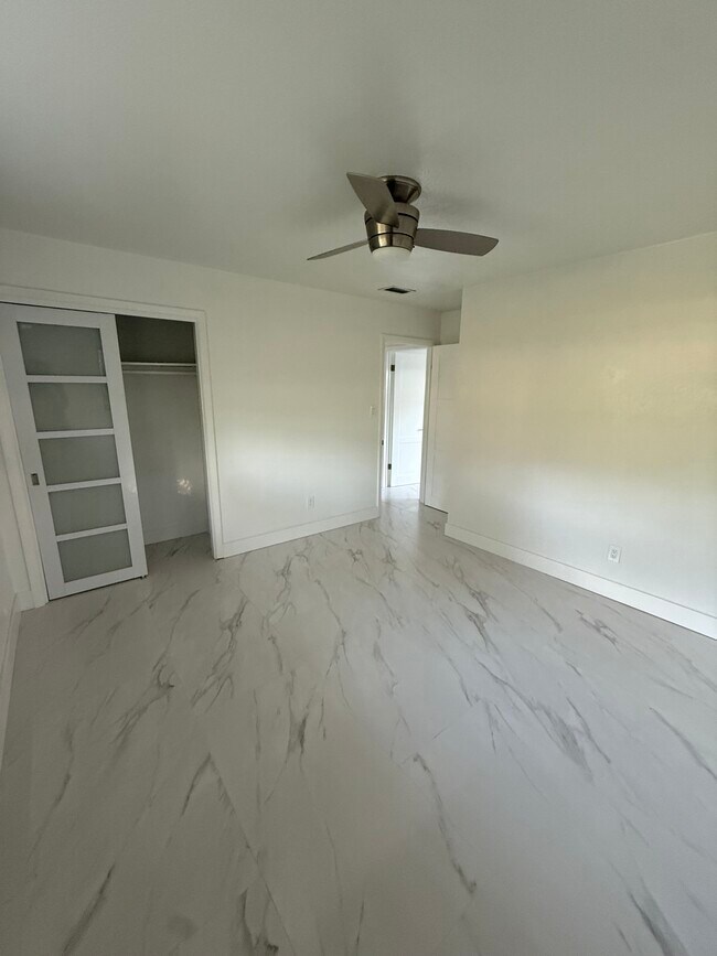 Building Photo - 1184 Milano Dr