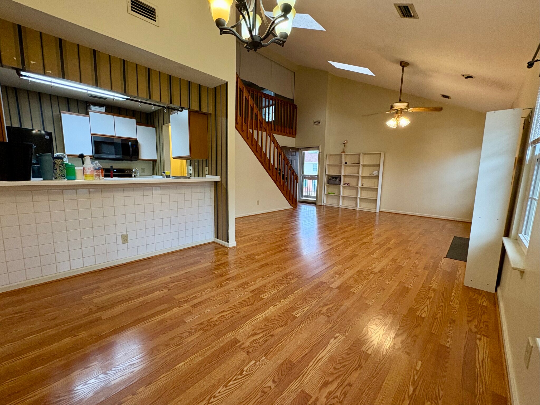 View of great room and kitchen - 208 Quarter Trl